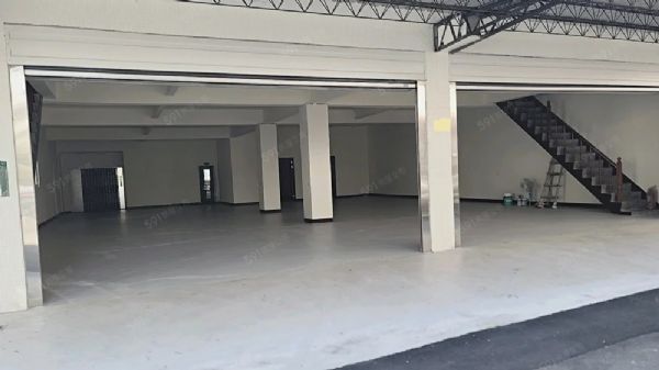 新樹路●RC廠房出租新北市新莊區廠房出租-照片2